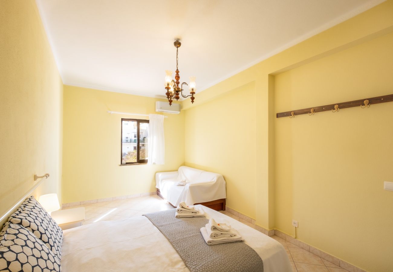 Appartement à Albufeira - #043 Apartamento Hassan by Home Holidays