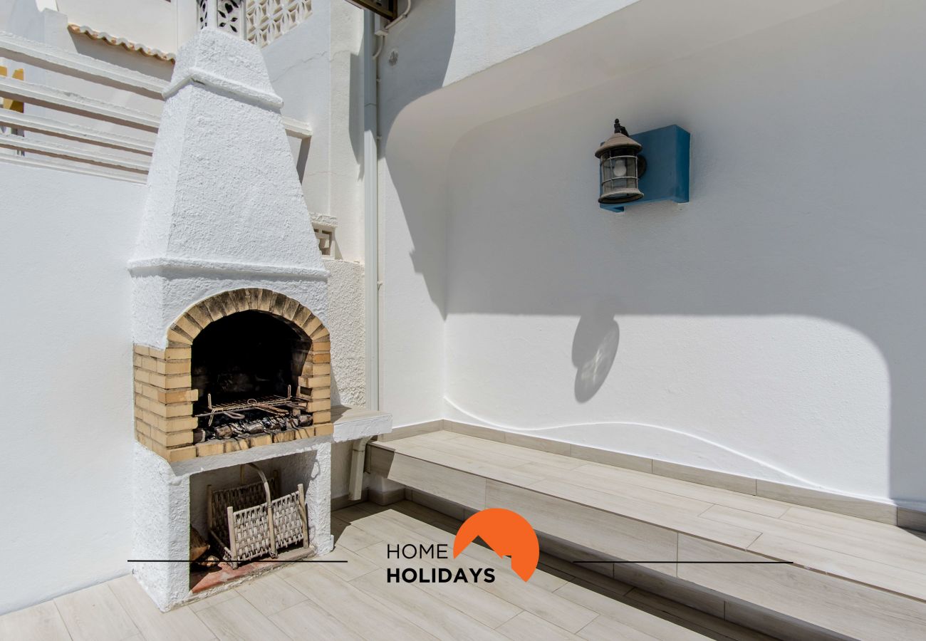 Villa à Albufeira - #052 4BR Villa w/ Pool | Ideal for Groups