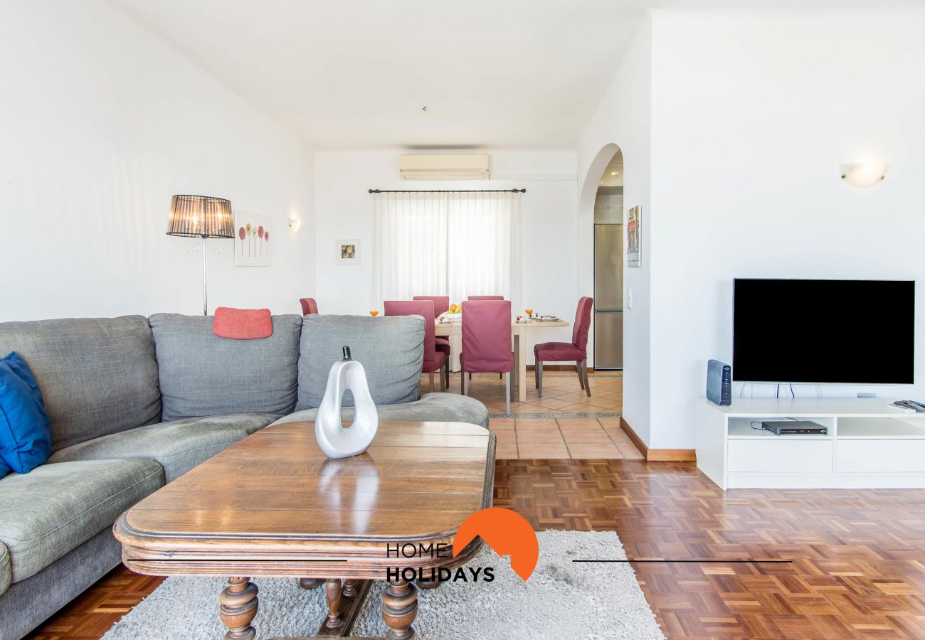 Villa à Albufeira - #052 4BR Villa w/ Pool | Ideal for Groups