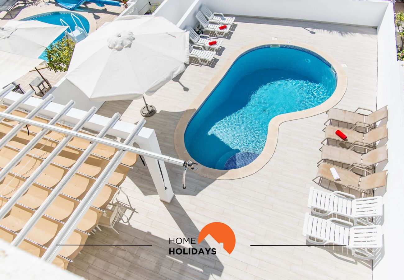 Villa à Albufeira - #052 4BR Villa w/ Pool | Ideal for Groups