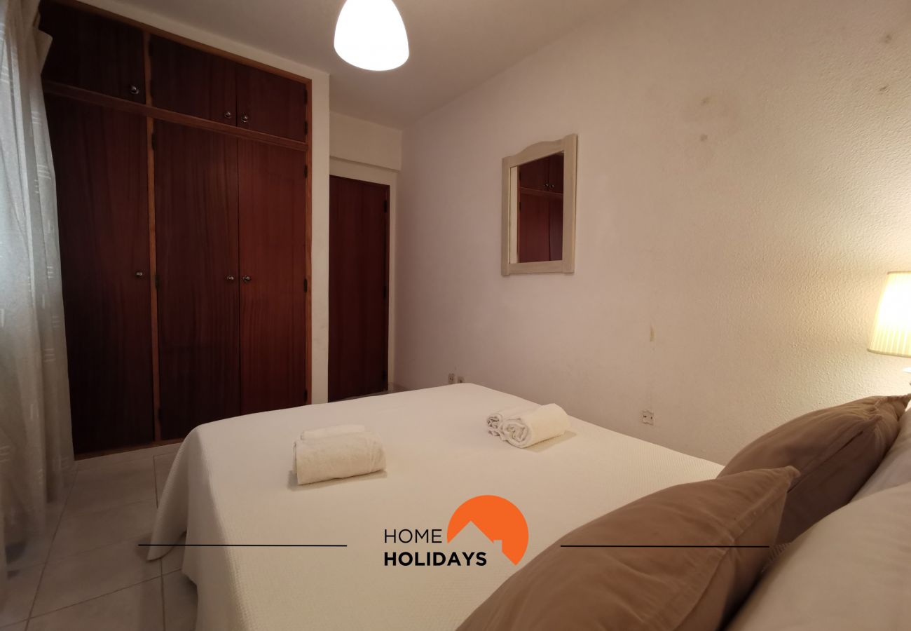 Appartement à Albufeira - #037 Family-Friendly 3BR | Shared Pool 