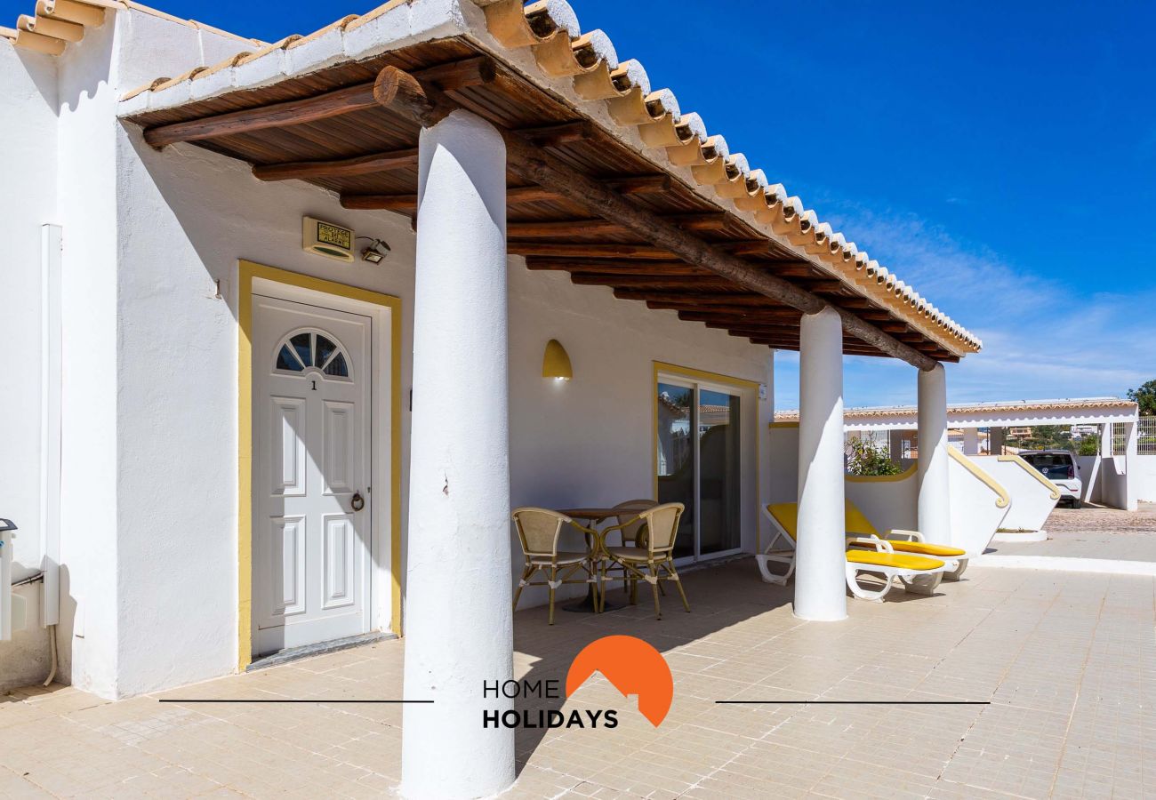 Maison mitoyenne à Albufeira - #133 Villa w/ Pool | Quiet Area