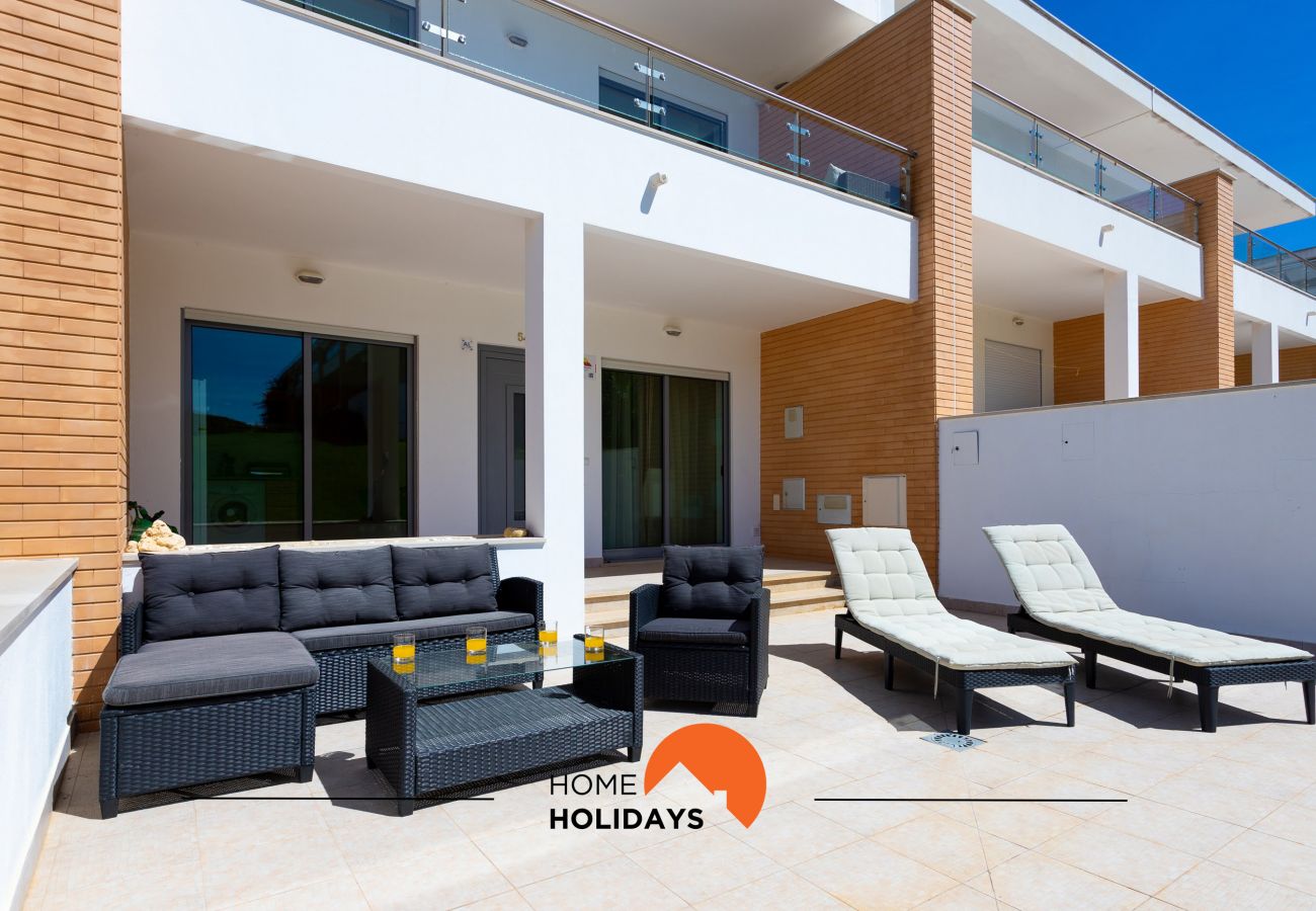 Maison à Albufeira - #154 2BR Villa | Pool & Quiet Area