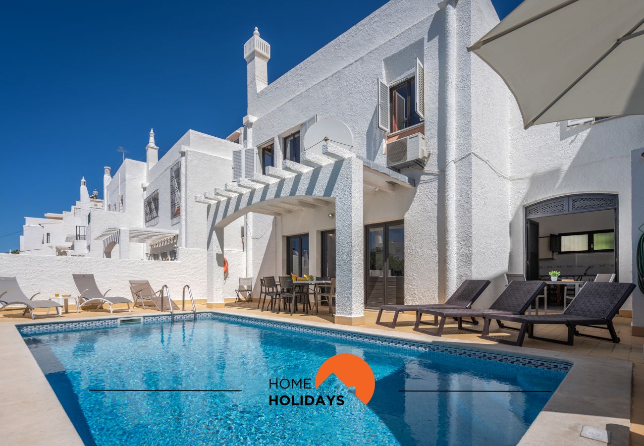 Villa à Albufeira - #232 Villa Girasol | Family Stay w Pool & Garden