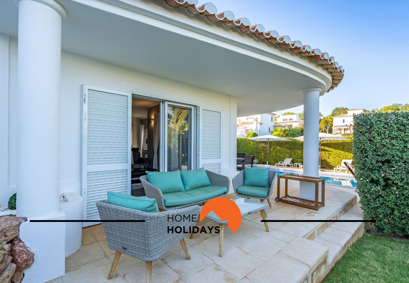 Villa à Albufeira - #239 3BR Villa w/ Pool | Family Stay