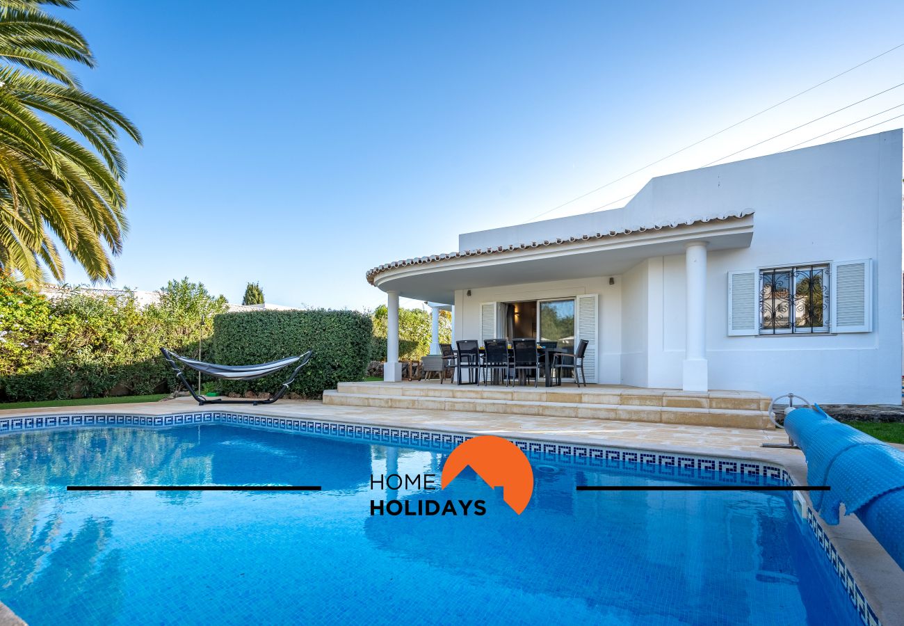 Villa à Albufeira - #239 3BR Villa w/ Pool | Family Stay