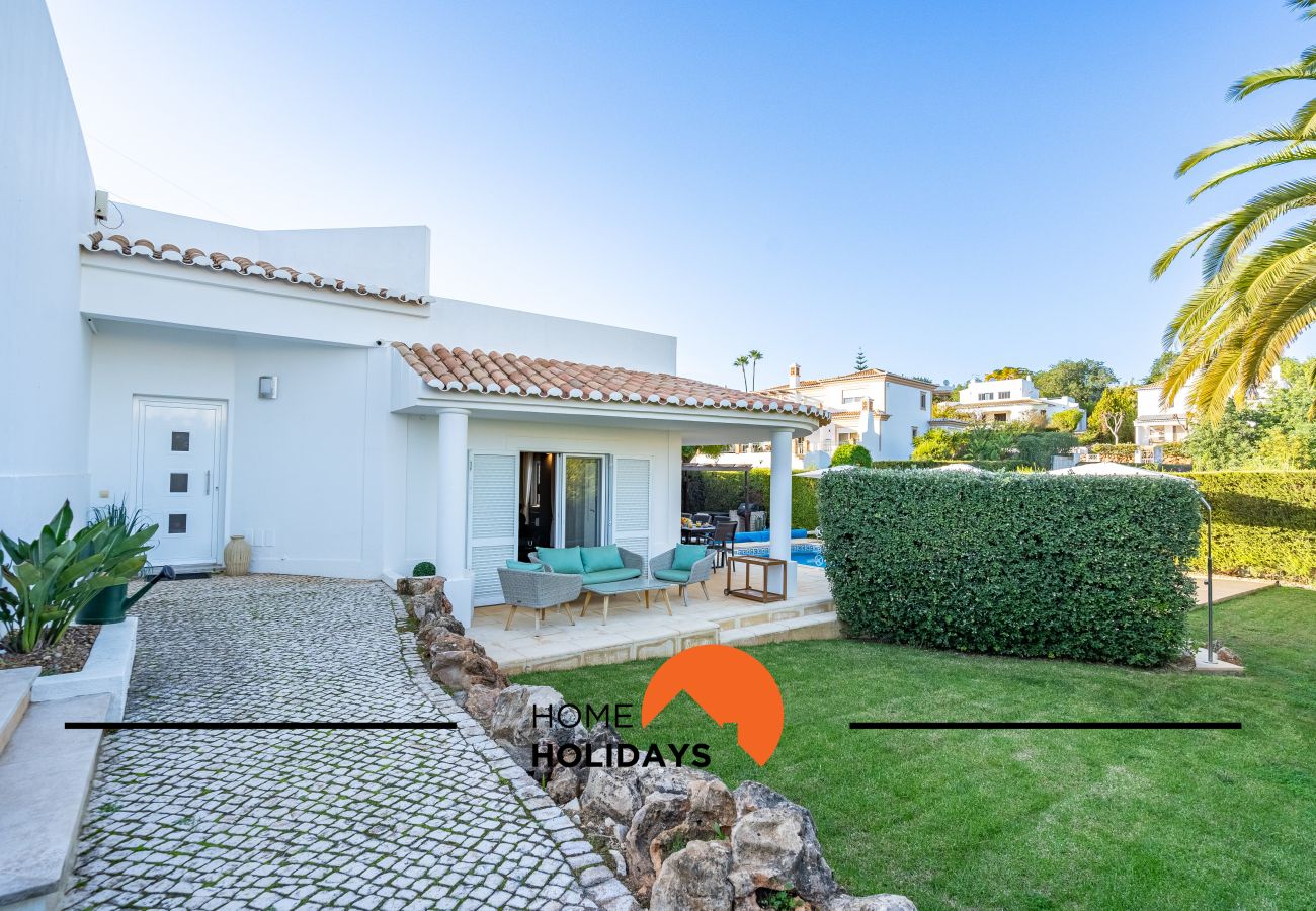 Villa à Albufeira - #239 3BR Villa w/ Pool | Family Stay