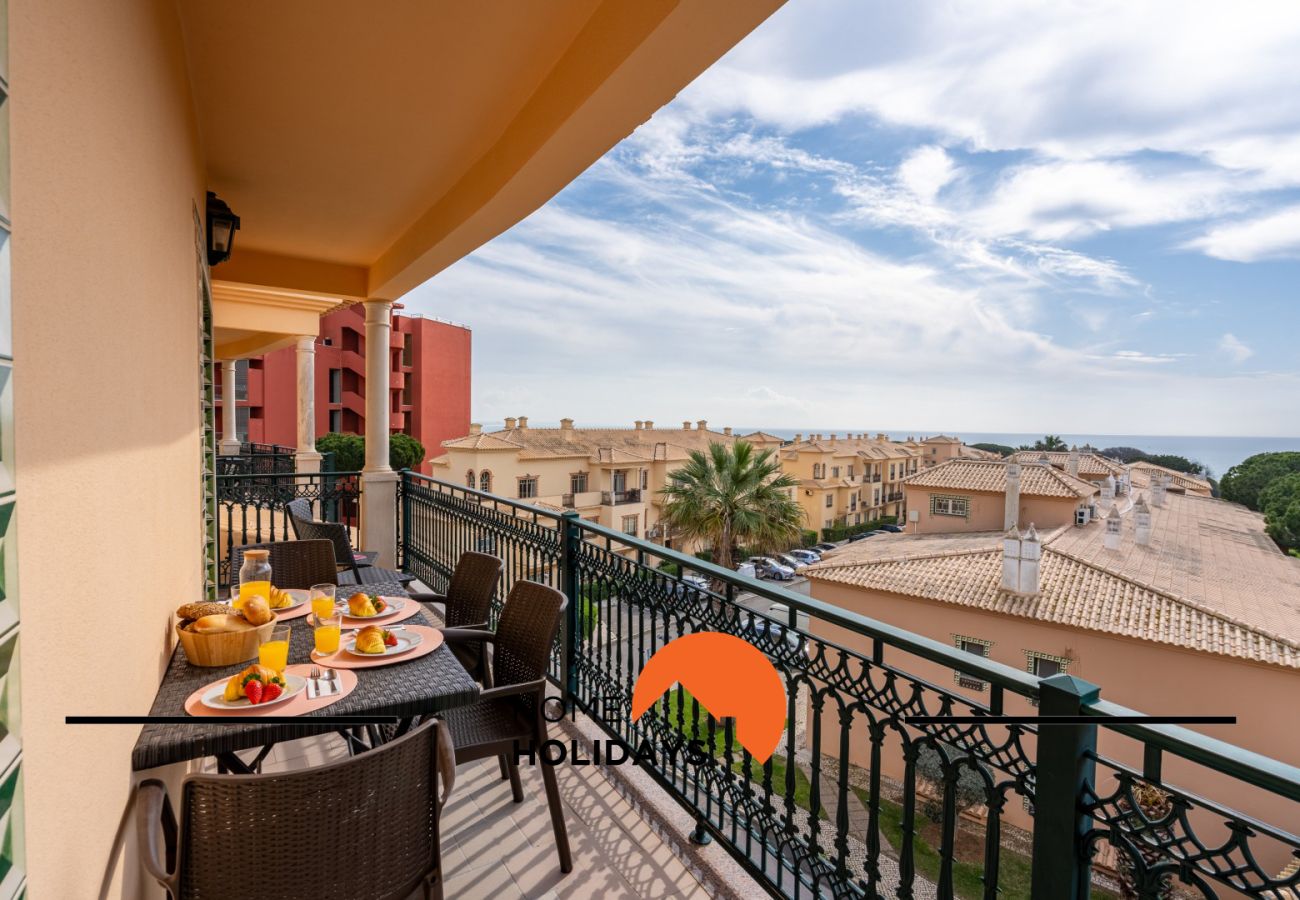 Appartement à Albufeira -  #271 2BR Bicos | Bright & Central
