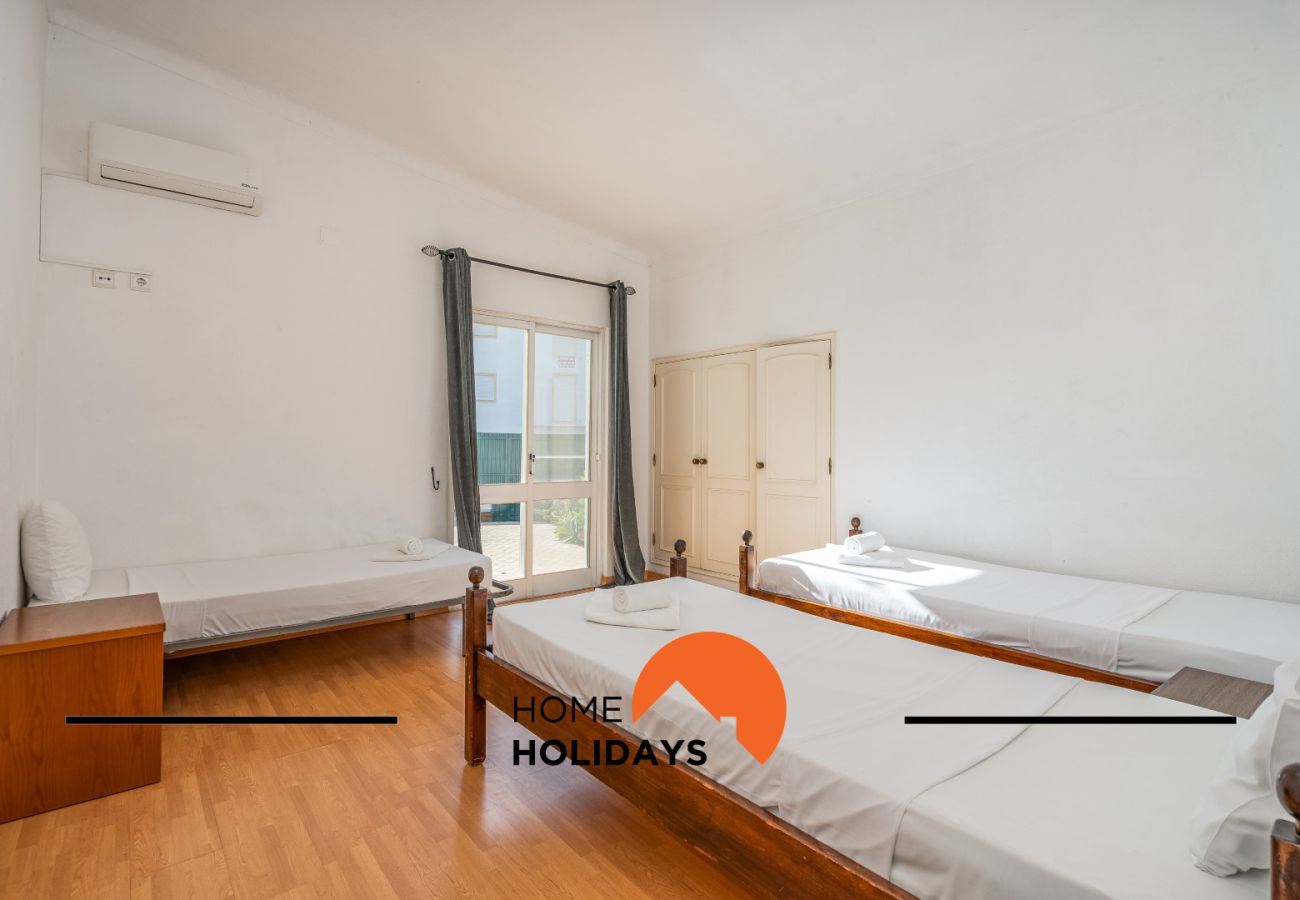Villa à Albufeira - #278 Central 5-Bedroom Villa | Local Experience