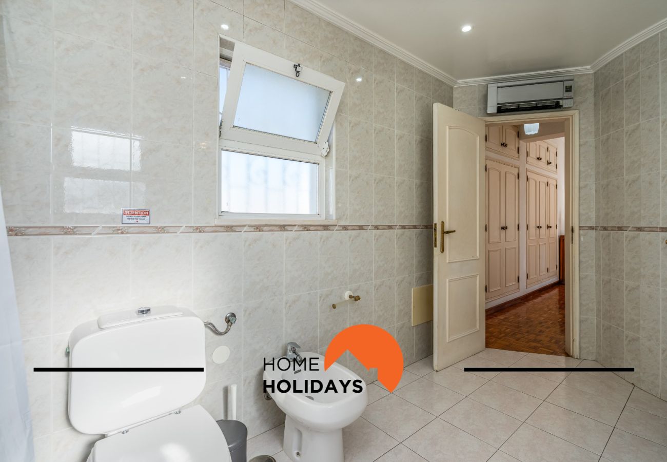 Villa à Albufeira - #278 Central 5-Bedroom Villa | Local Experience