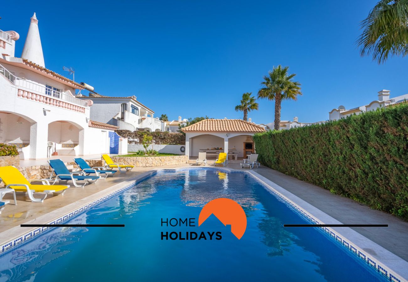 Villa à Albufeira - #288 8BR Villa | Pool & Garden
