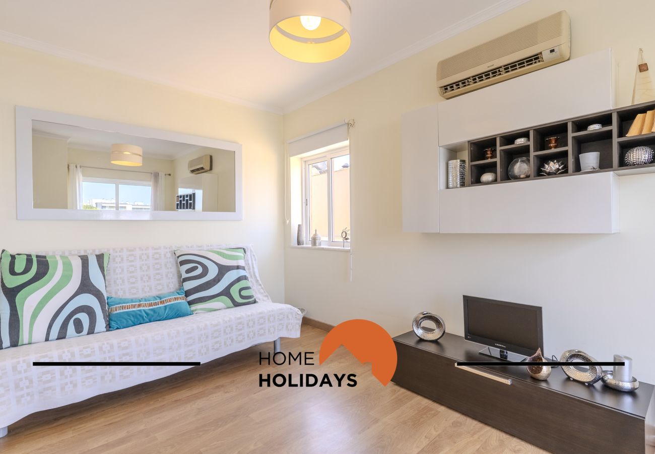 Appartement à Albufeira - #320 Family Flat in Center of the City 
