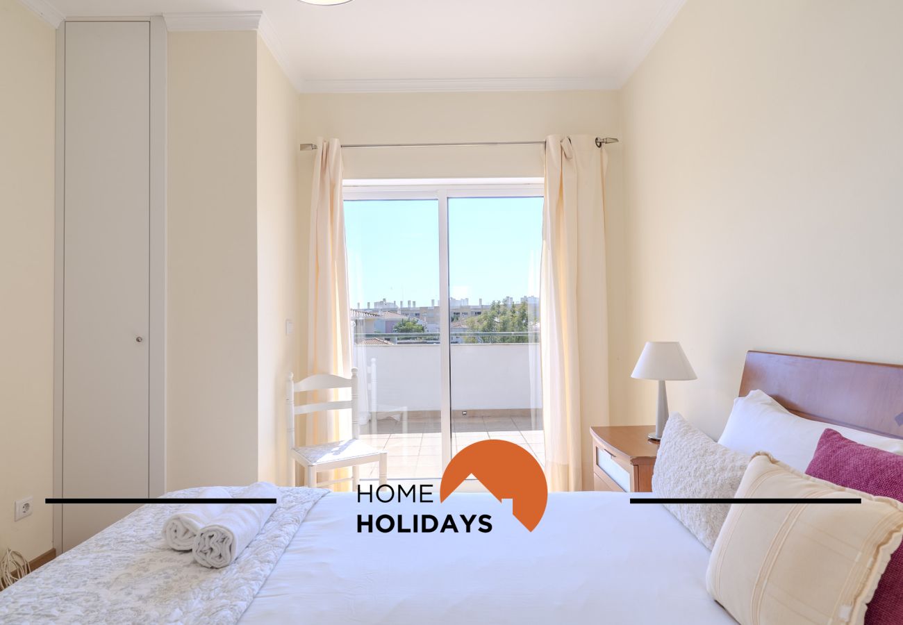 Appartement à Albufeira - #320 Family Flat in Center of the City 
