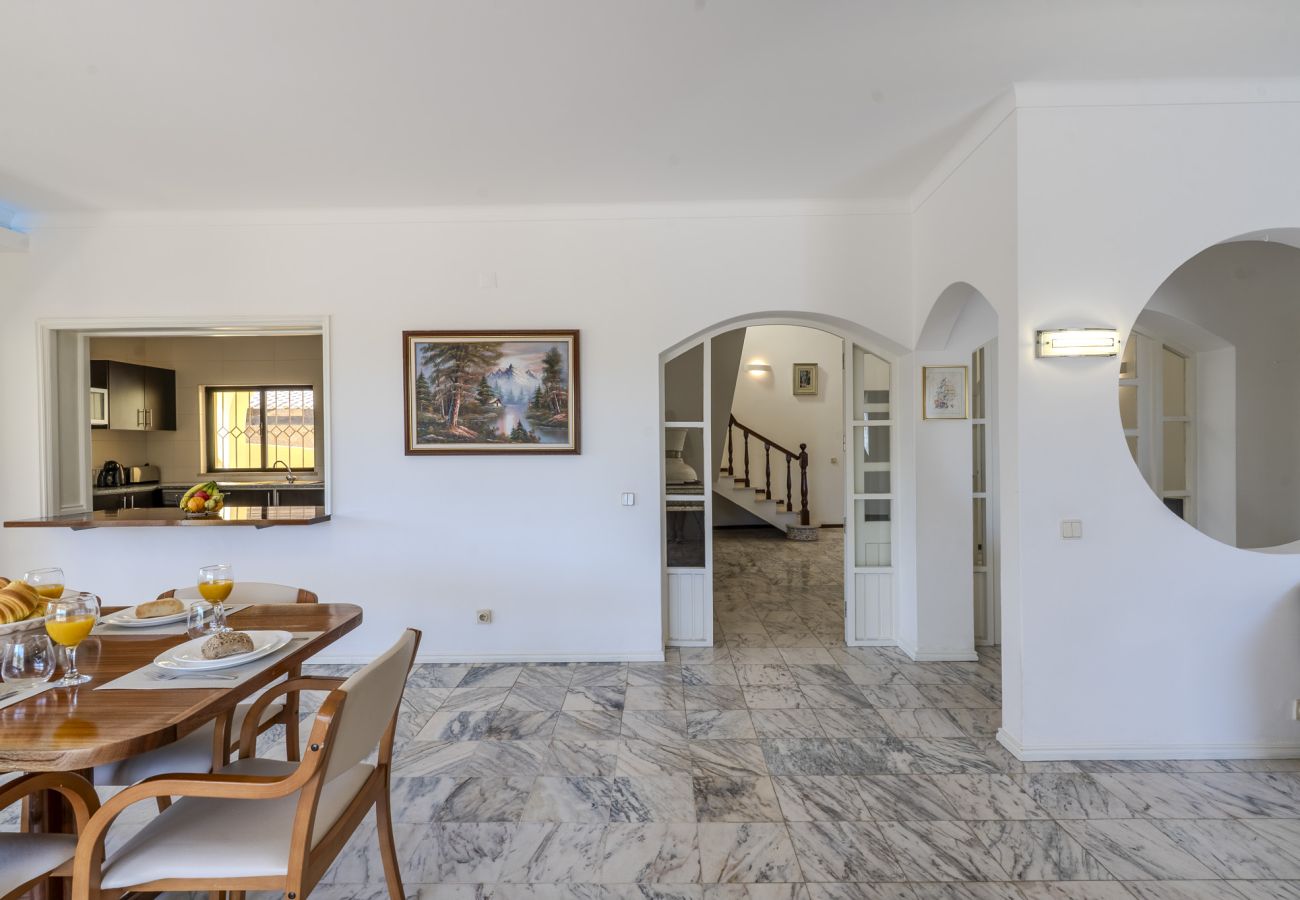 Maison à Albufeira - #336 Vila Sol | Pool & Comfort