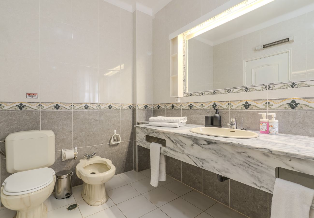 Maison à Albufeira - #336 Vila Sol | Pool & Comfort