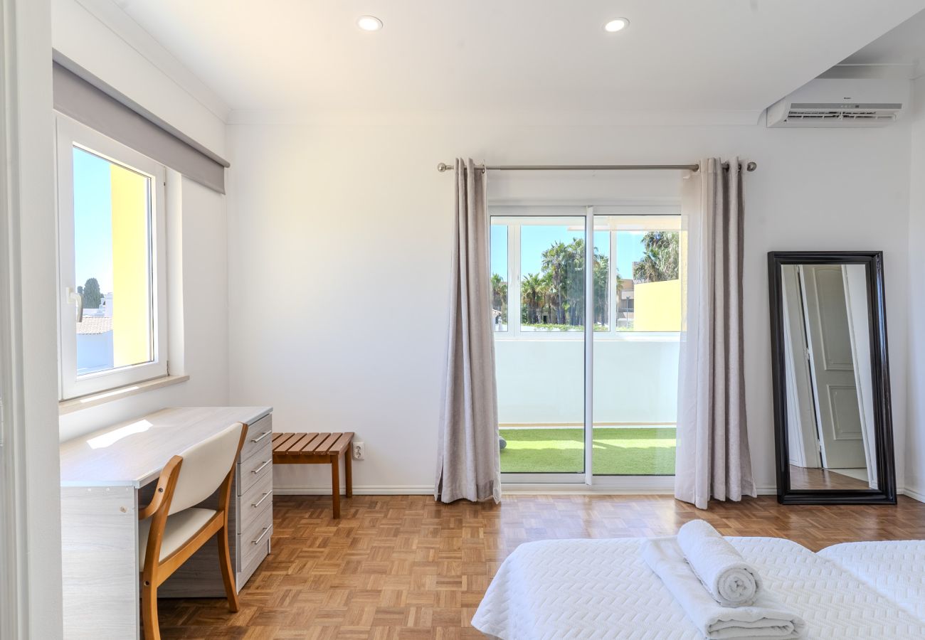 Maison à Albufeira - #336 Vila Sol | Pool & Comfort