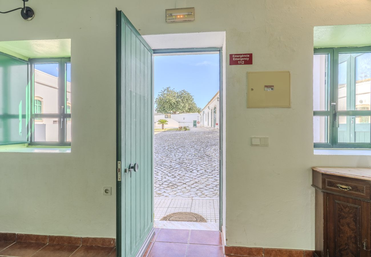 Appartement à Paderne - #361 Quinta Brito Lima D by Home Holidays