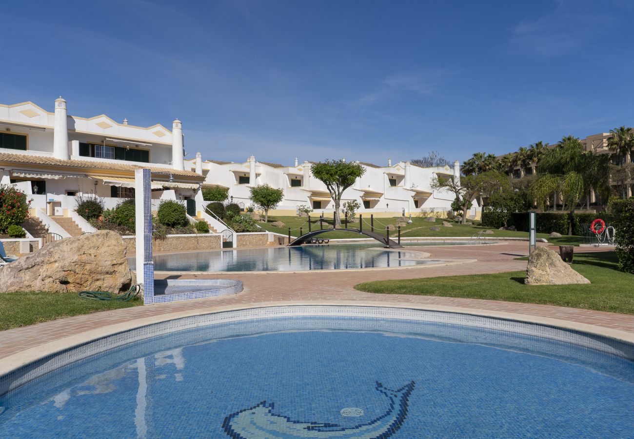 Villa à Albufeira - #346 Family Villa in Albufeira | Pool, BBQ & AC