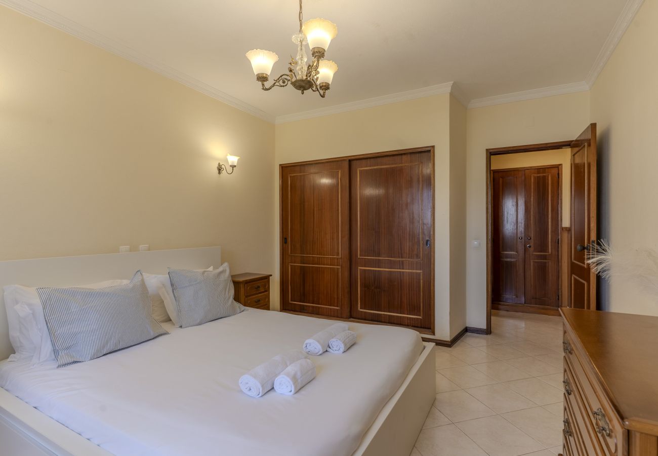 Appartement à Albufeira - #366 Cozy 1BR Retreat | Private Balcony