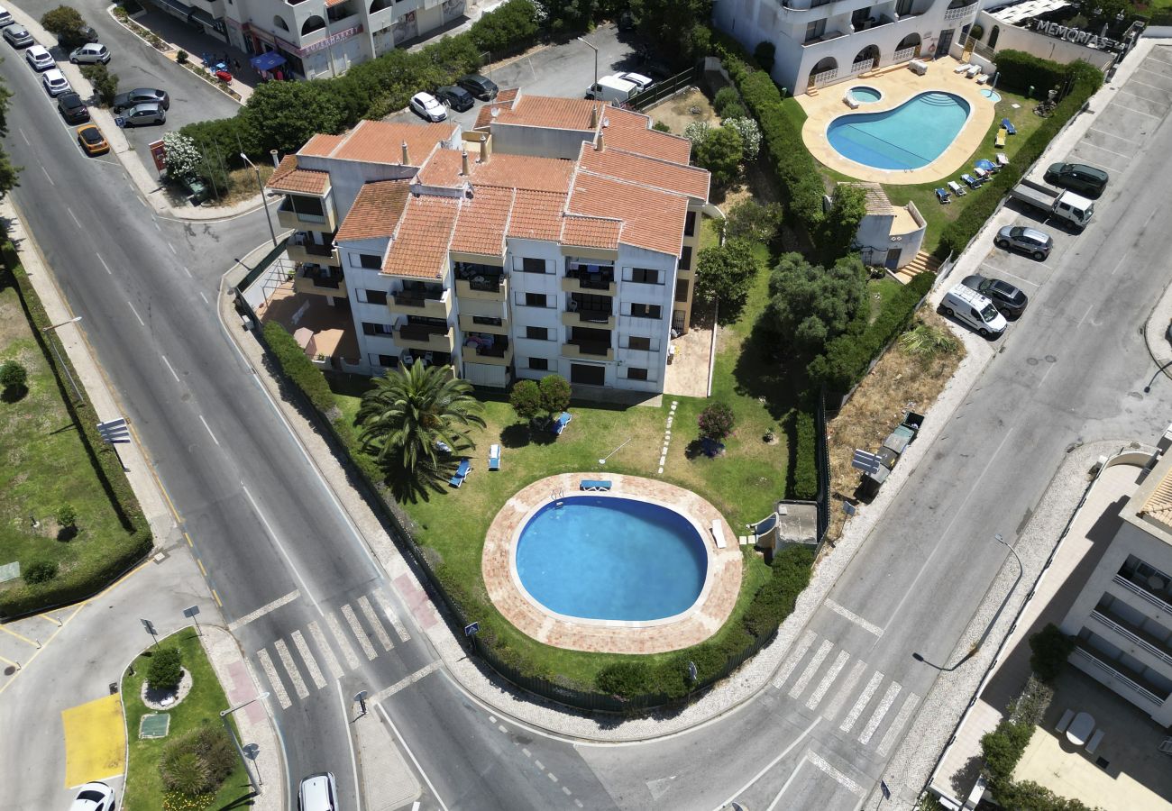 Appartement à Albufeira - #366 Cozy 1BR Retreat | Private Balcony