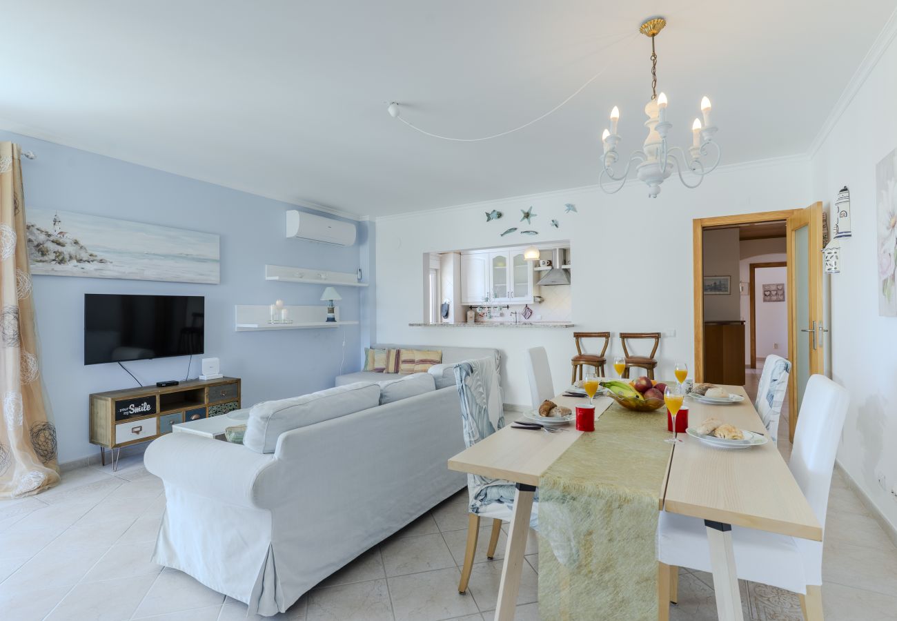 Appartement à Portimão - #377 Sunny Portimão Apartment | Pool & Balcony