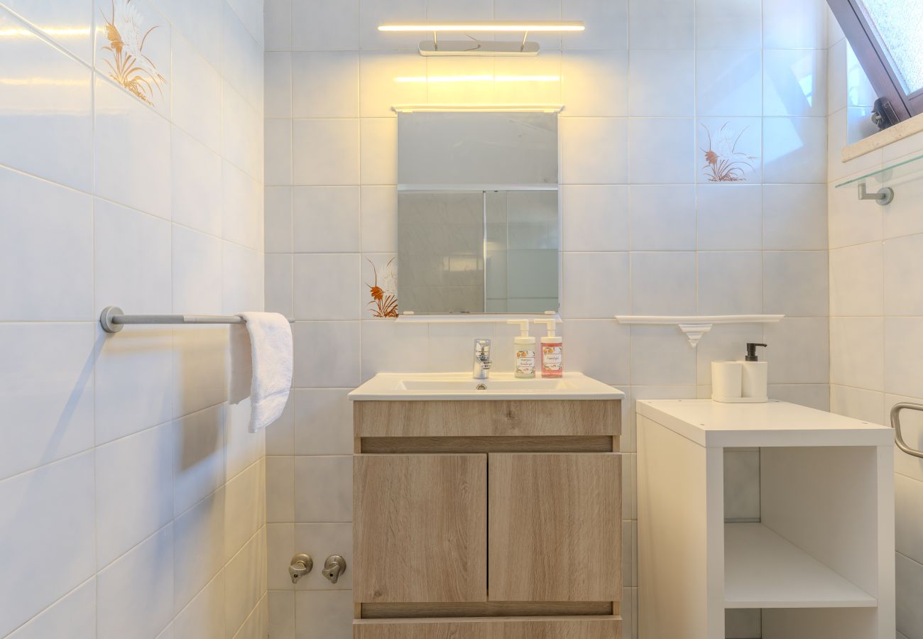 Maison à Albufeira - #417 Sunny 2BR Retreat | Open Views | Páteo