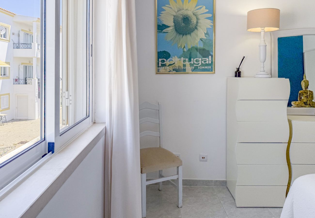 Appartement à Albufeira - #398 Elegant Sea View Apartment W Balcony | 1BR