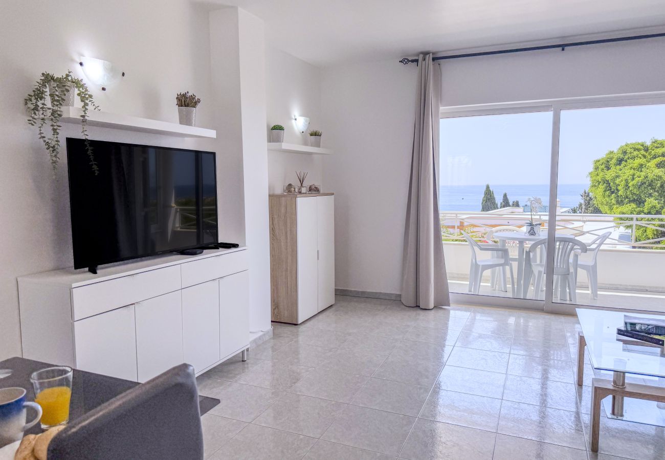 Appartement à Albufeira - #398 Elegant Sea View Apartment W Balcony | 1BR