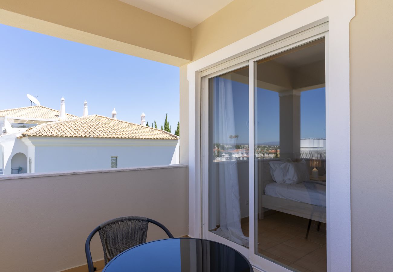 Villa à Albufeira - #416 Spacious Villa | Private Pool, BBQ & Parking