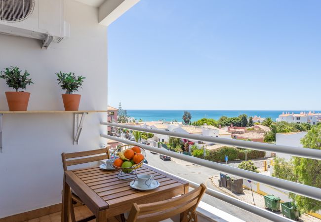 Apartamento em Albufeira - #005 Modern Apartment | Cozy & Bright