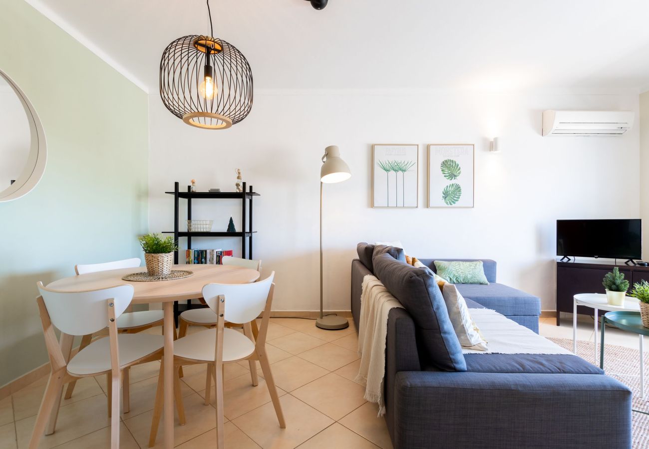 Apartamento em Albufeira - #005 Modern Apartment | Cozy & Bright