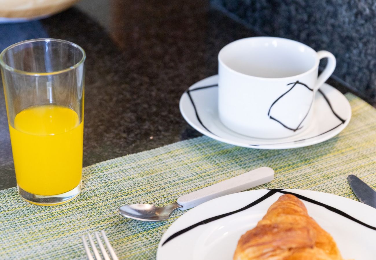 Apartamento em Albufeira - #005 Modern Apartment | Cozy & Bright