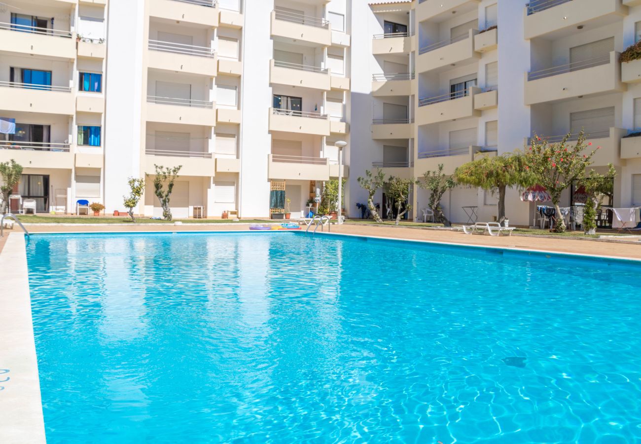 Apartamento em Albufeira - #005 Modern Apartment | Cozy & Bright