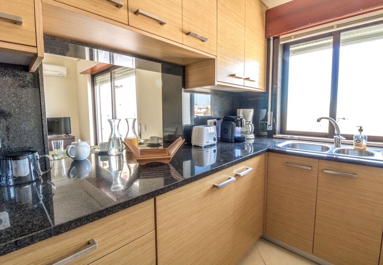 Apartamento em Albufeira - #005 Modern Apartment | Cozy & Bright
