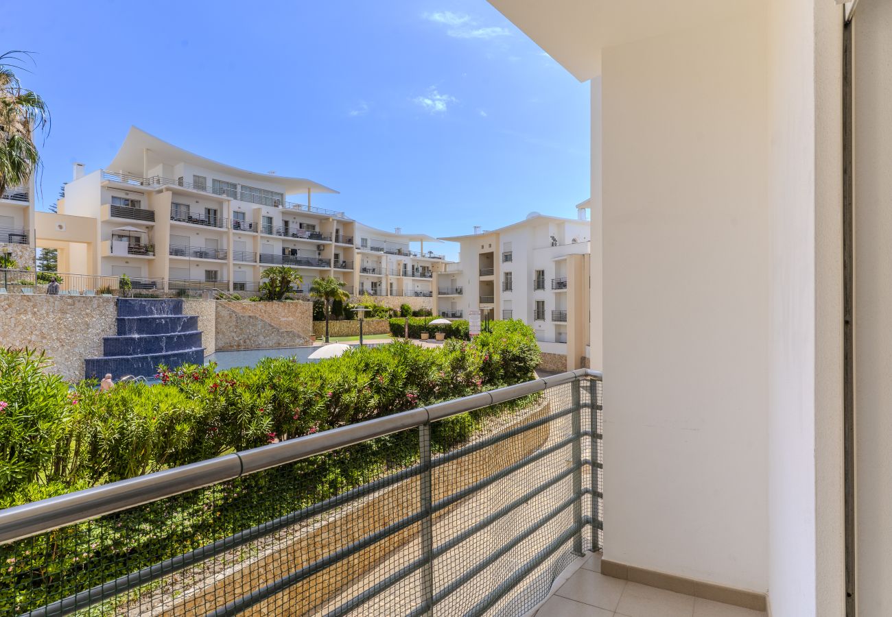 Apartamento em Albufeira - #004 Encosta Apartment | Pool & Relax Area