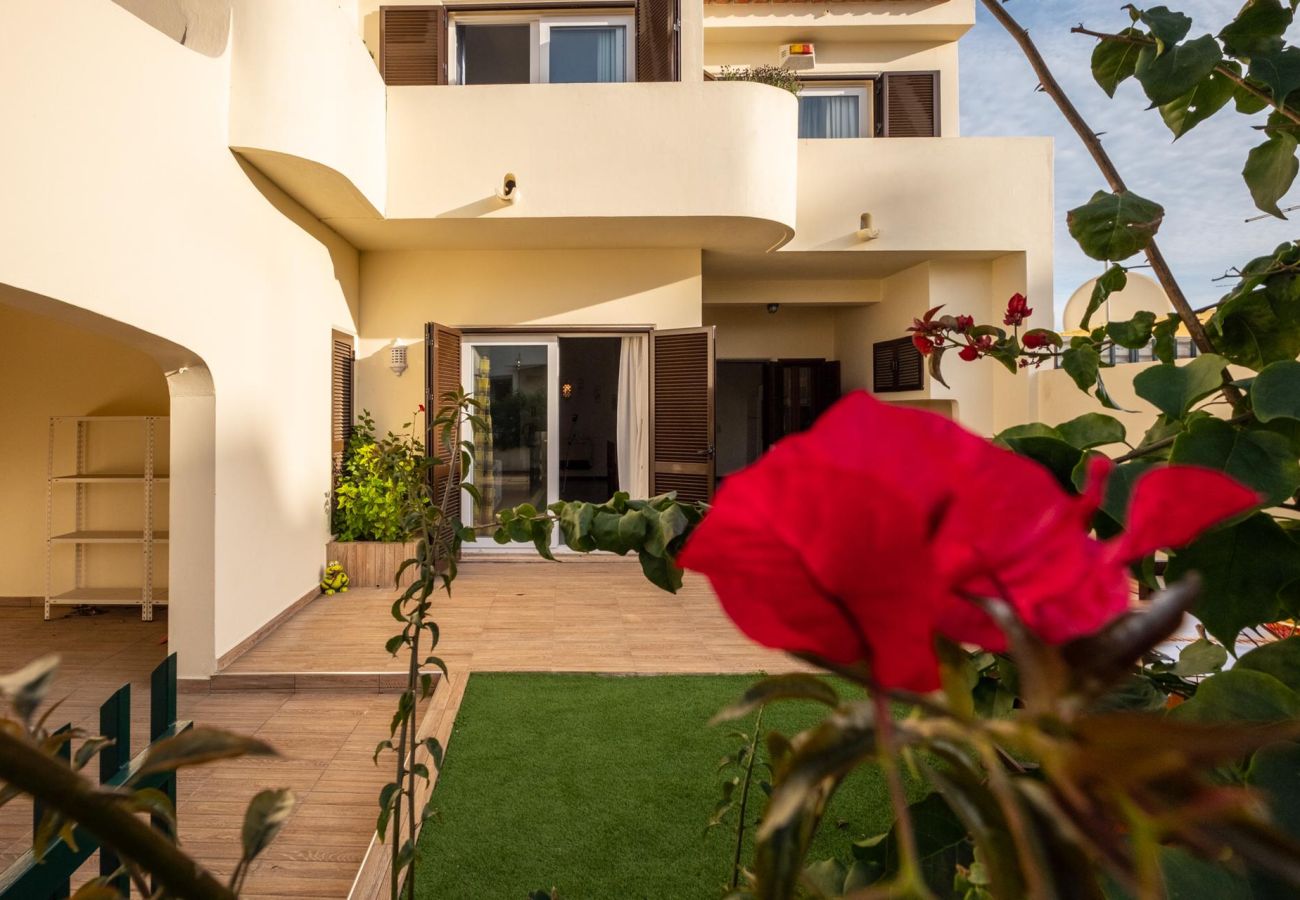 Casa em Albufeira - #015 Bright Apartment | Peaceful Stay
