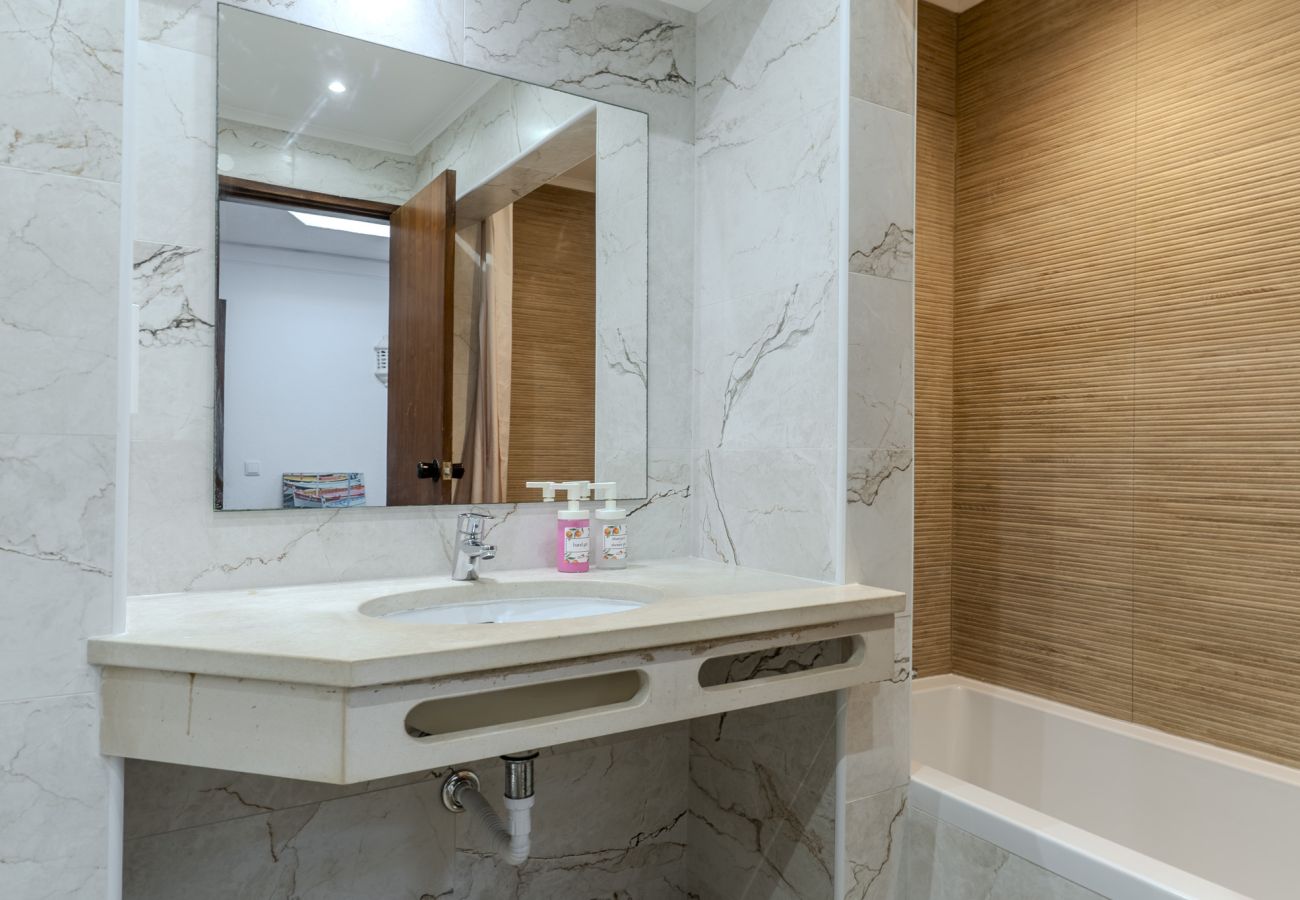 Casa em Albufeira - #015 Bright Apartment | Peaceful Stay