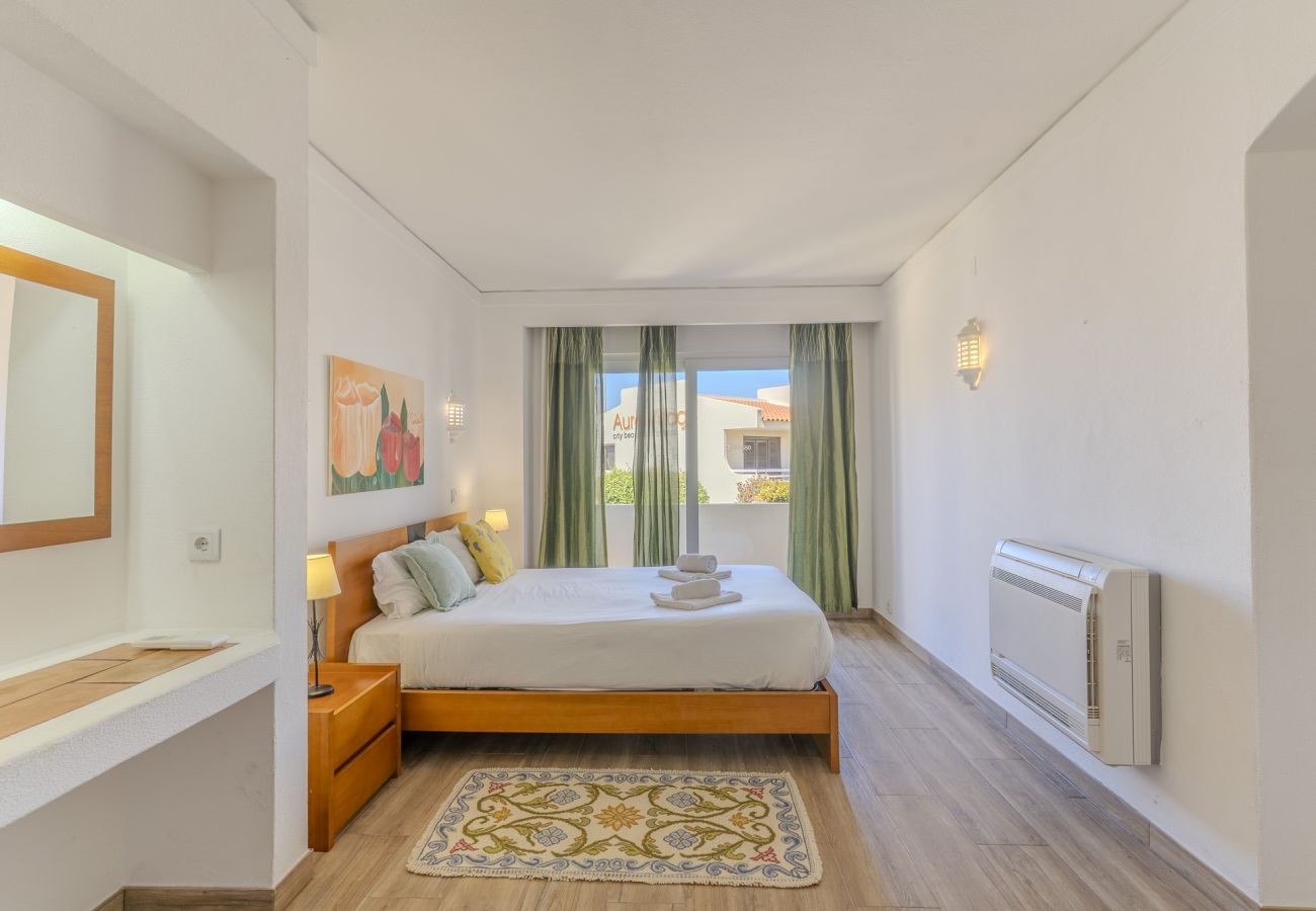 Casa em Albufeira - #015 Bright Apartment | Peaceful Stay