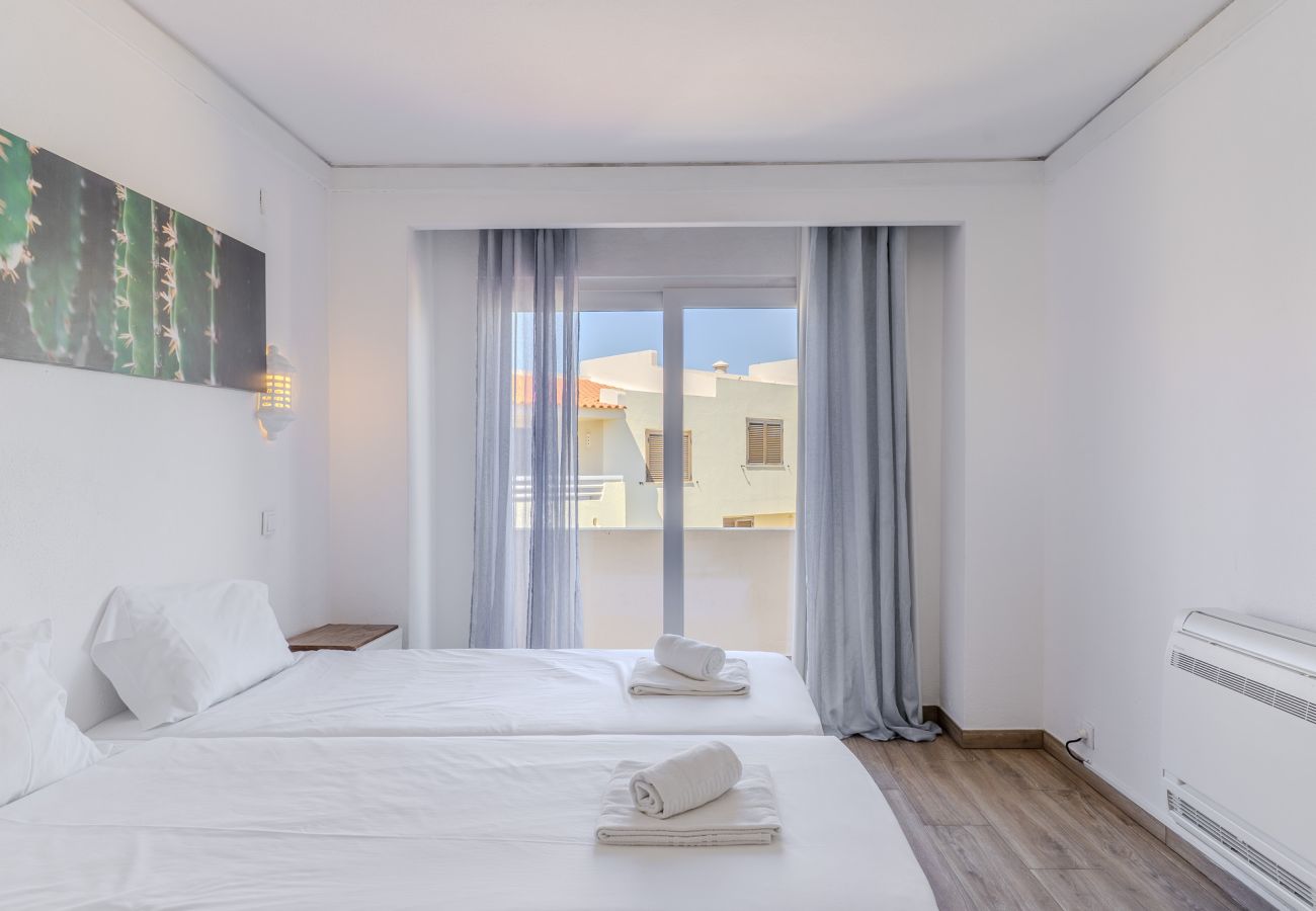 Casa em Albufeira - #015 Bright Apartment | Peaceful Stay