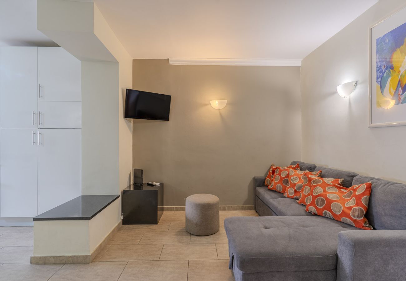 Apartamento em Albufeira - #018 2BR Modern Apartment |  Comfort