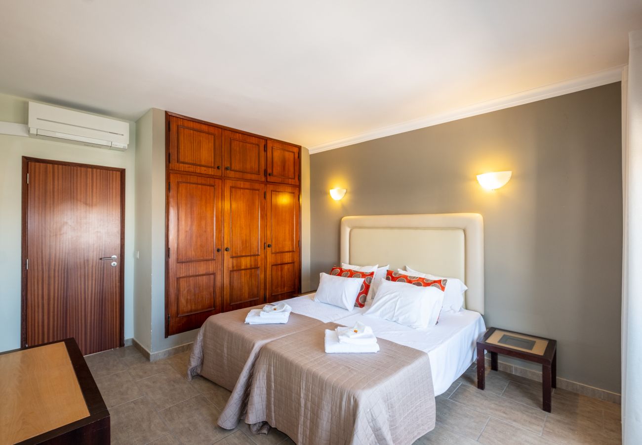 Apartamento em Albufeira - #018 2BR Modern Apartment |  Comfort