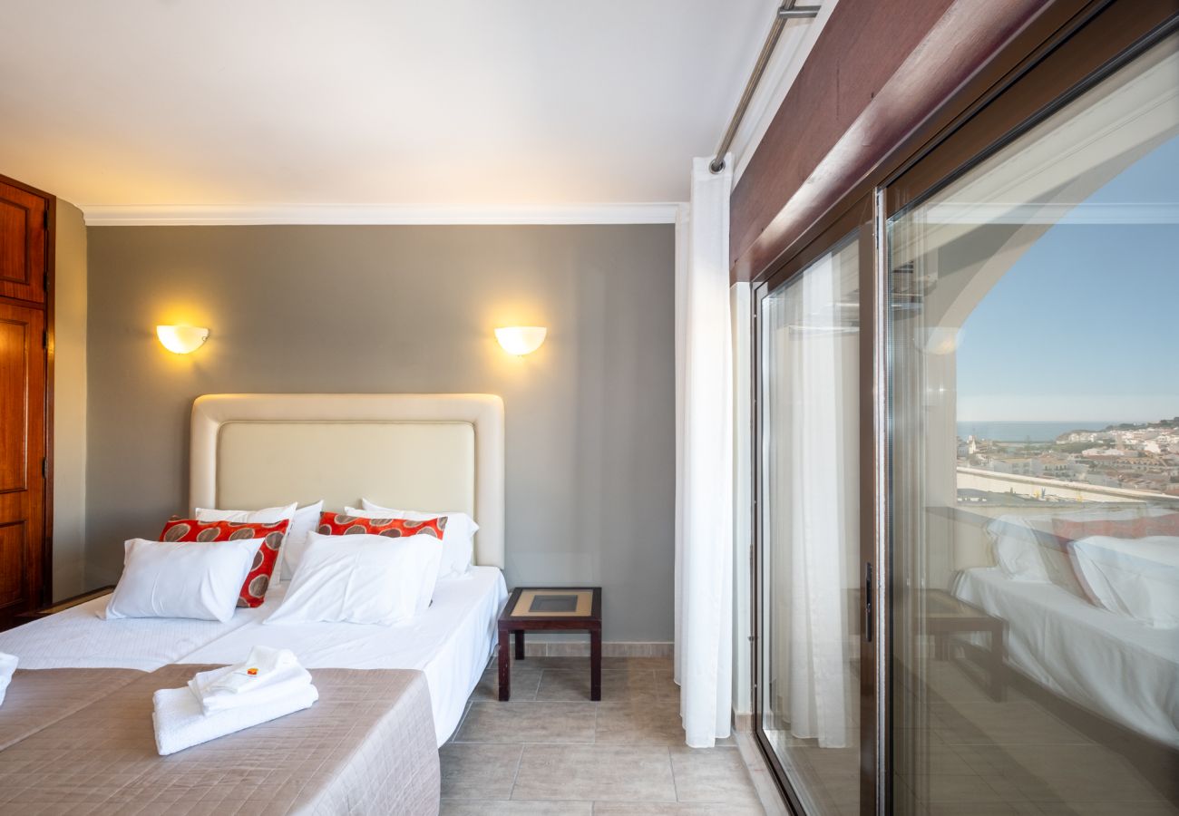 Apartamento em Albufeira - #018 2BR Modern Apartment |  Comfort