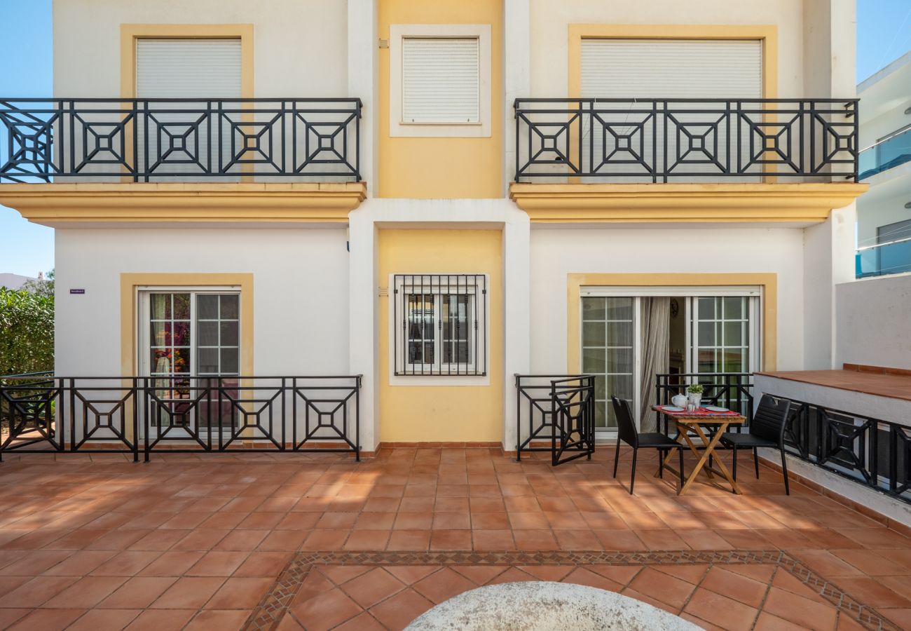 Apartamento em Albufeira - #054 Central Apartment | Walk Everywhere