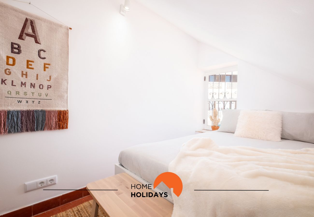 Quarto com cama de casal Decoração simples 