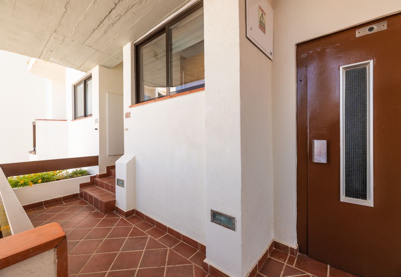 Apartamento em Albufeira - #065 Bright Apartment | Central Location