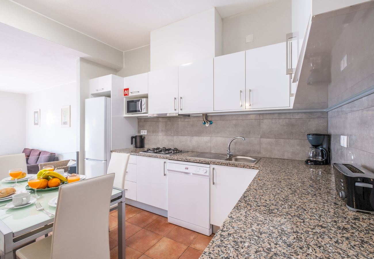 Apartamento em Albufeira - #099 1BR Caliços | Calm & Local Living