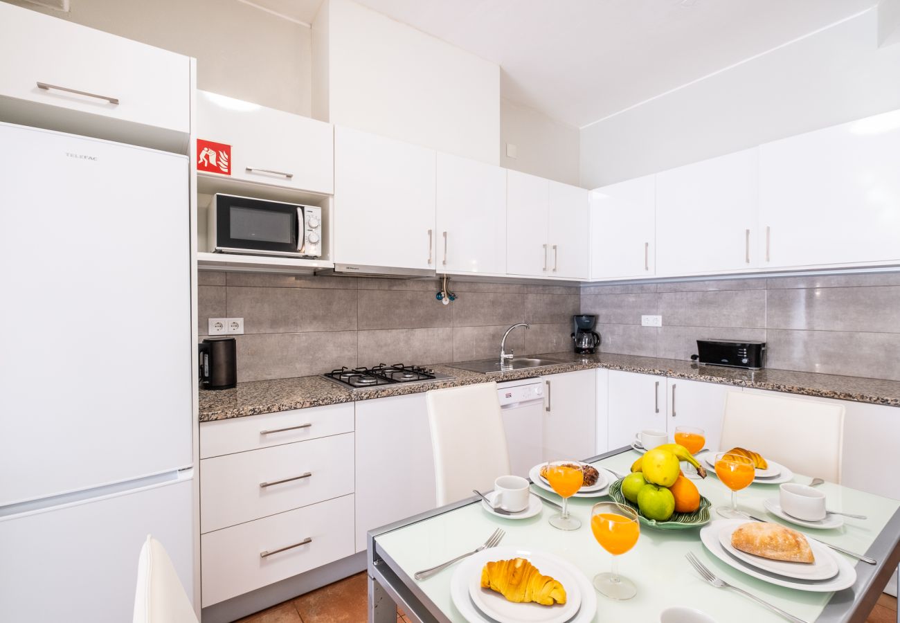 Apartamento em Albufeira - #099 1BR Caliços | Calm & Local Living