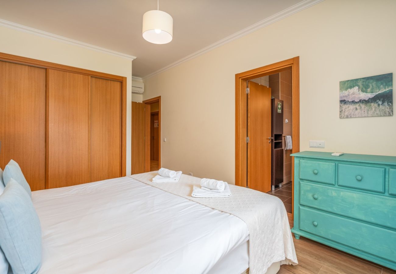 Apartamento em Albufeira - #010 Marina View Apartment | Pool & Balcony