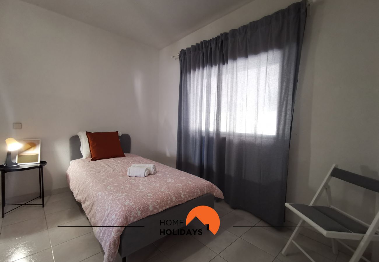Cama de solteiro Mobília simples 