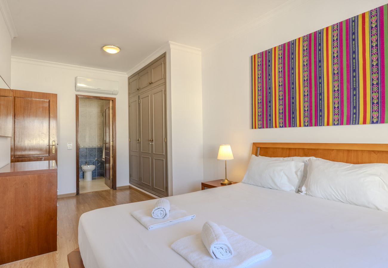 Apartamento em Albufeira - #056 Historic Old Town Flat | Walk Everywhere